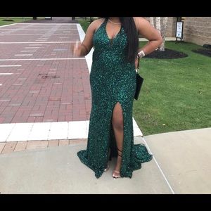 Deep Green Sequin Prom Dress With Train